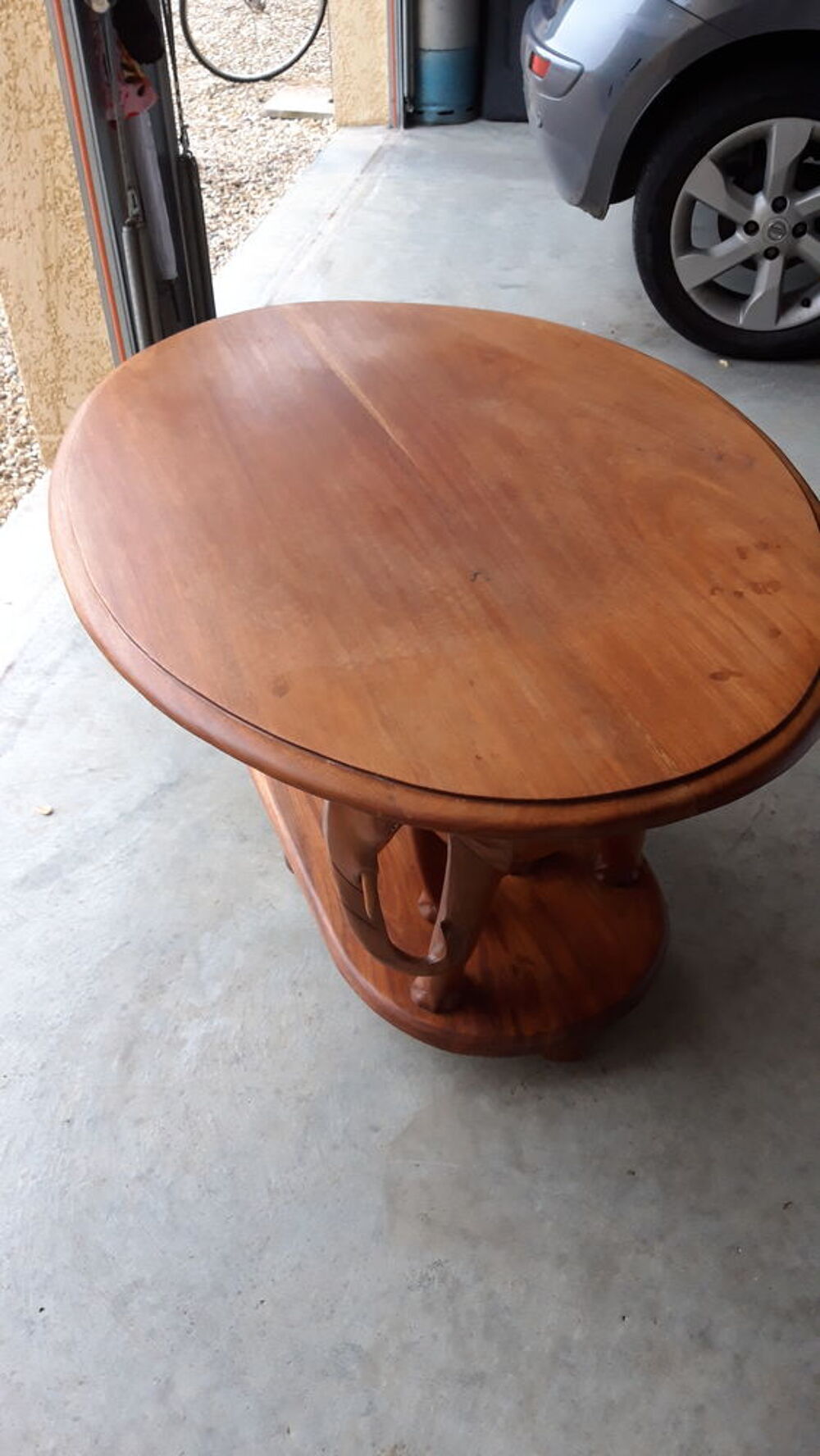 Table de salon en acajou style art Africain (C&ocirc;te d'Ivoire). Meubles