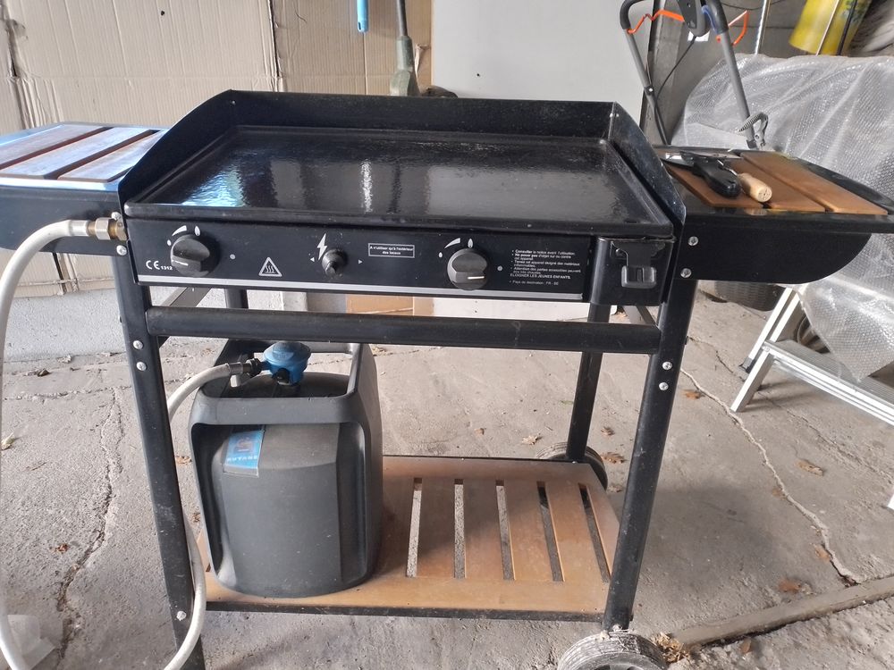 plancha gaz sur chariot avec bouteille gaz Jardin
