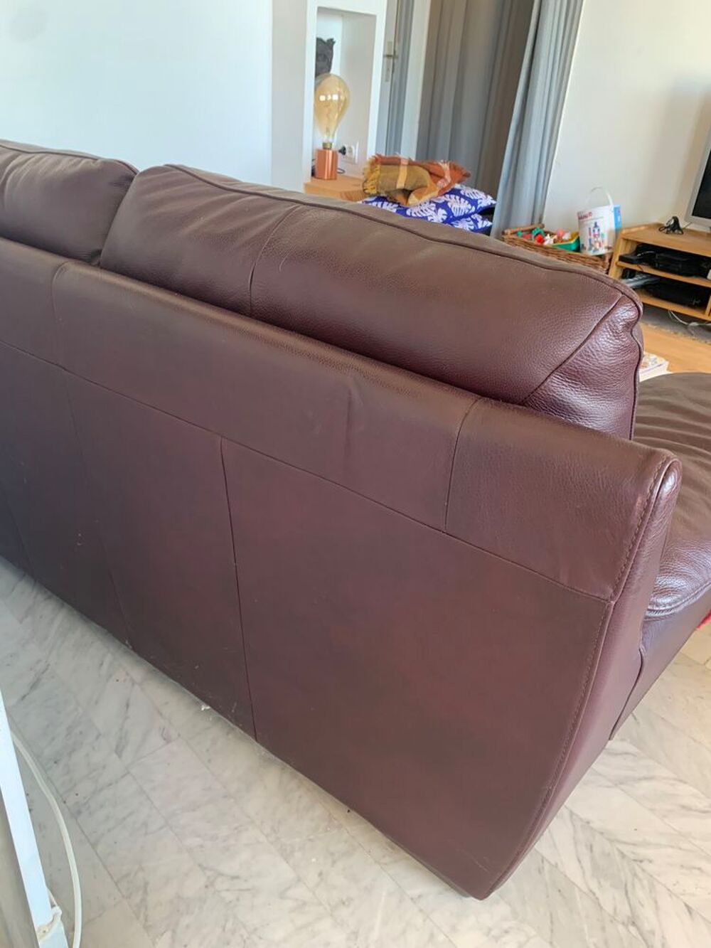 Canap&eacute; cuir bordeaux fonc&eacute; Meubles