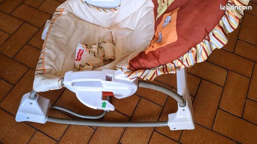 Balancelle b&eacute;b&eacute; musical Fisher Price Jeux / jouets