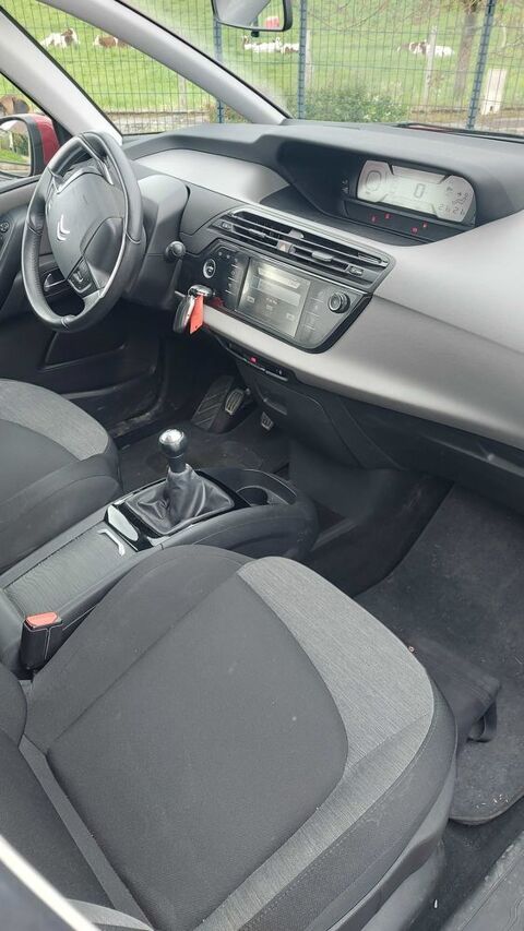 Citroen c4 picasso 1l6 vti 120 ch 125000 kms CT ok