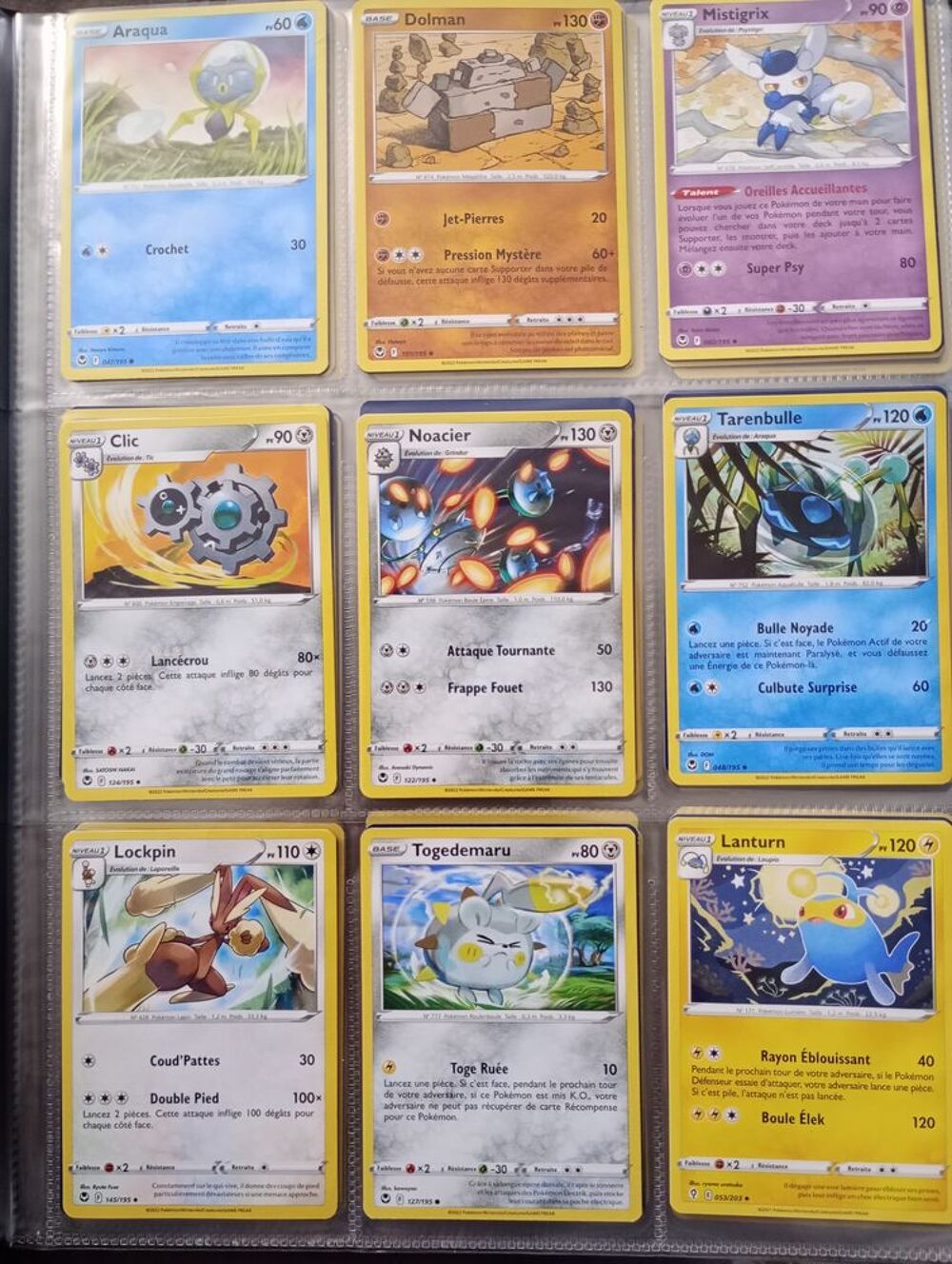 album de 180 cartes Pok&eacute;mon Jeux / jouets