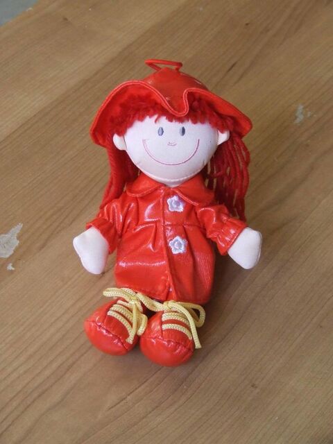 Doudou, Poupée de chiffon rouge, Norme CE, TBE 1 Bagnolet (93)