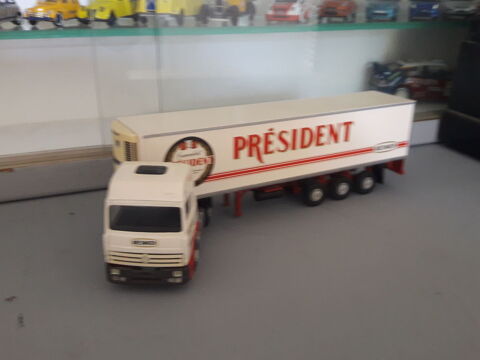 Camion 30 Bagnols-sur-C�ze (30)