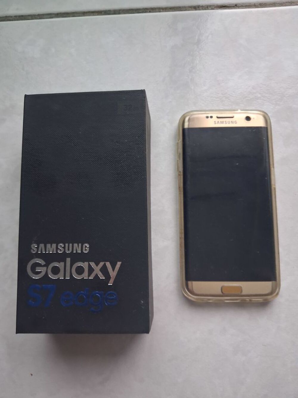 Smartphone Samsung Galaxy S7 Edge 32 Go Or sous 8.0 Téléphones et tablettes