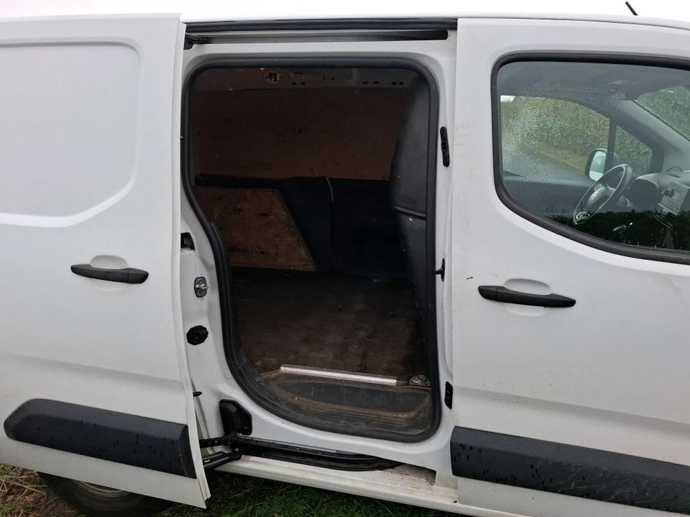 Berlingo BERLINGO VAN M 650 BLUEHDI 100 S&S CONTROL 2019 occasion 69130 &Eacute;cully