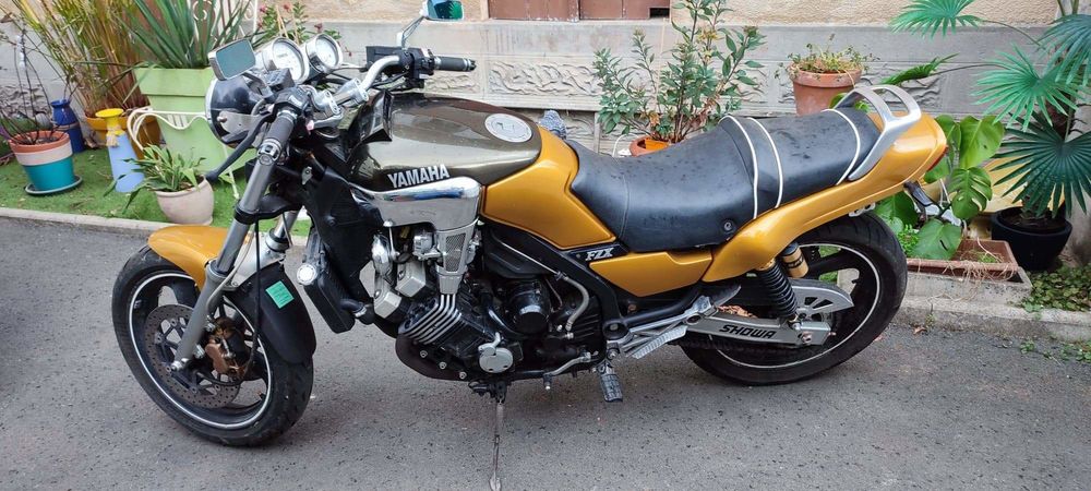 YAMAHA 1990 occasion 33750 Beychac-et-Caillau