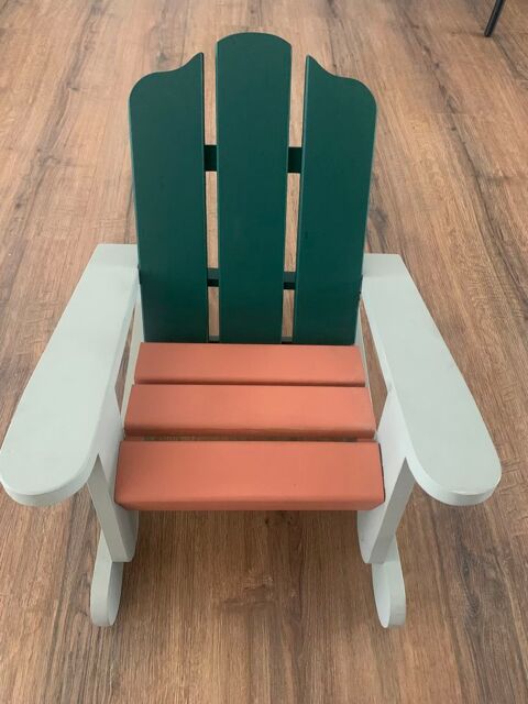 Fauteuil � bascule en bois  pour enfant     Ro 35 Saleilles (66)