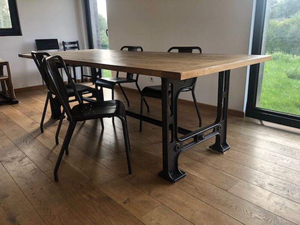 Table ch&ecirc;ne massif type industriel Meubles