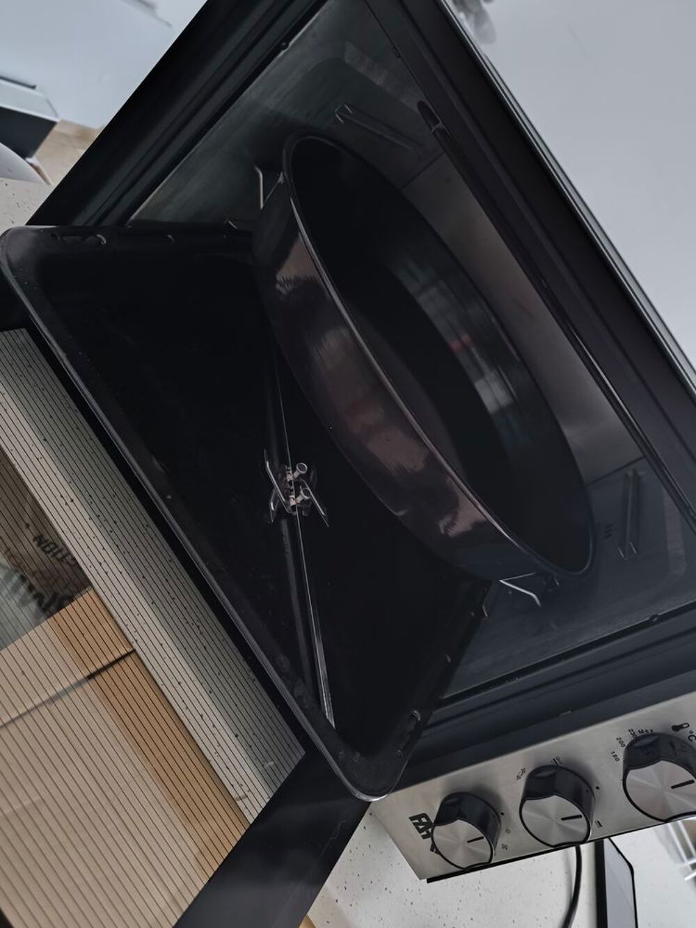 Four Electrom�nager