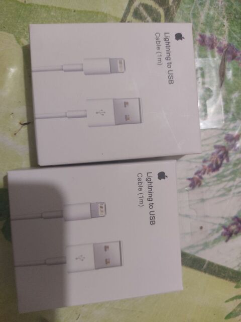 Chargeur de T�l�phone portable 15 Carpentras (84)