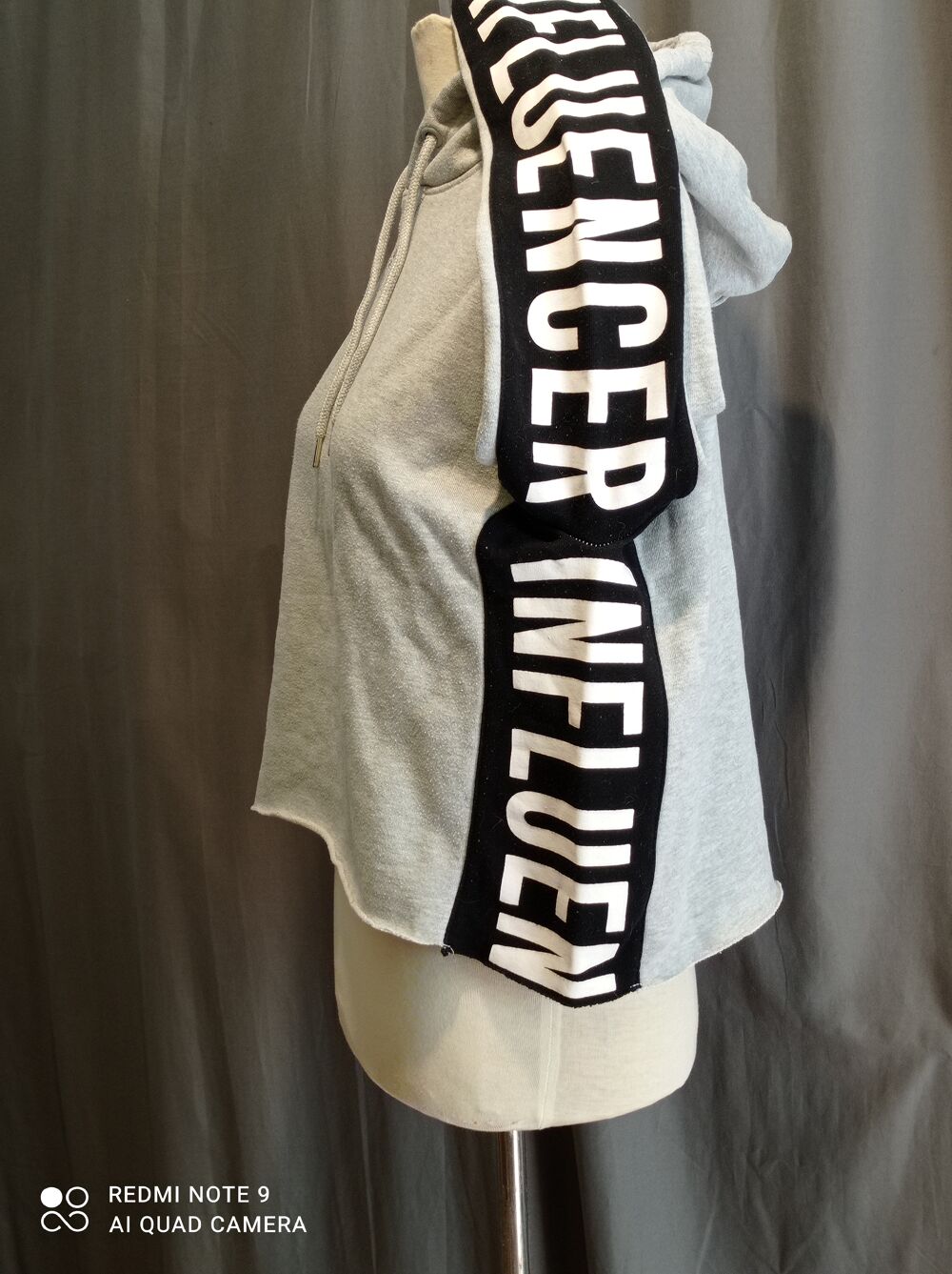 sweat de chez UNDIZ taille M Vêtements