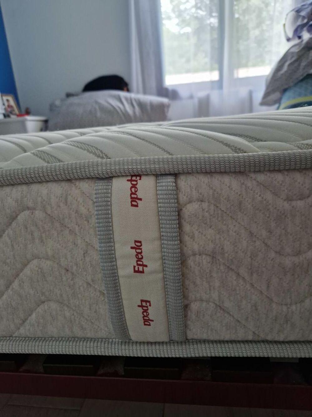 MATELAS EPEDA + SOMMIER BULTEX Meubles