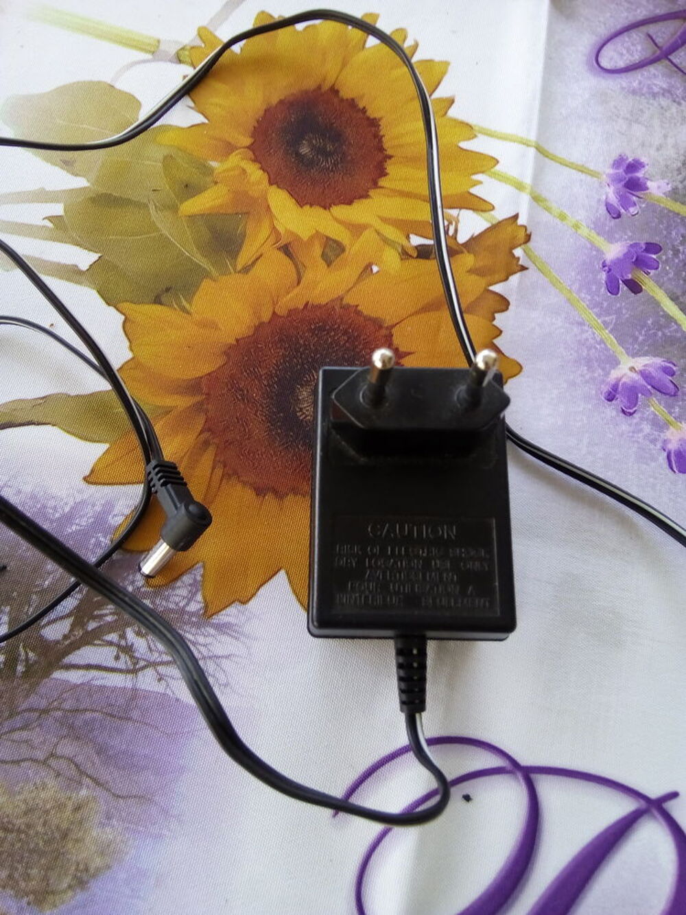 Transformateur/Adaptateur/Chargeur mod&egrave;le MGSD3503250 Matériel informatique