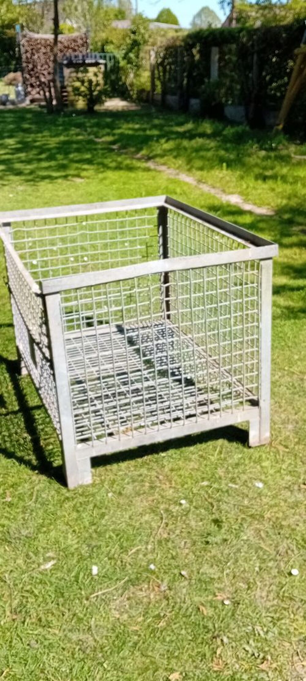 conteneur grillag&eacute; Bricolage