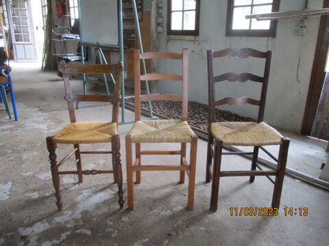 7 Chaises dépareillées 80 Joué-lès-Tours (37)