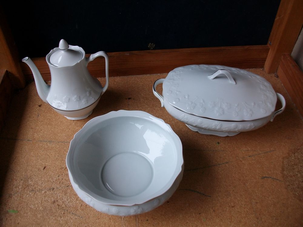 Vaisselle en porcelaine de Sologne-Neuf Cuisine