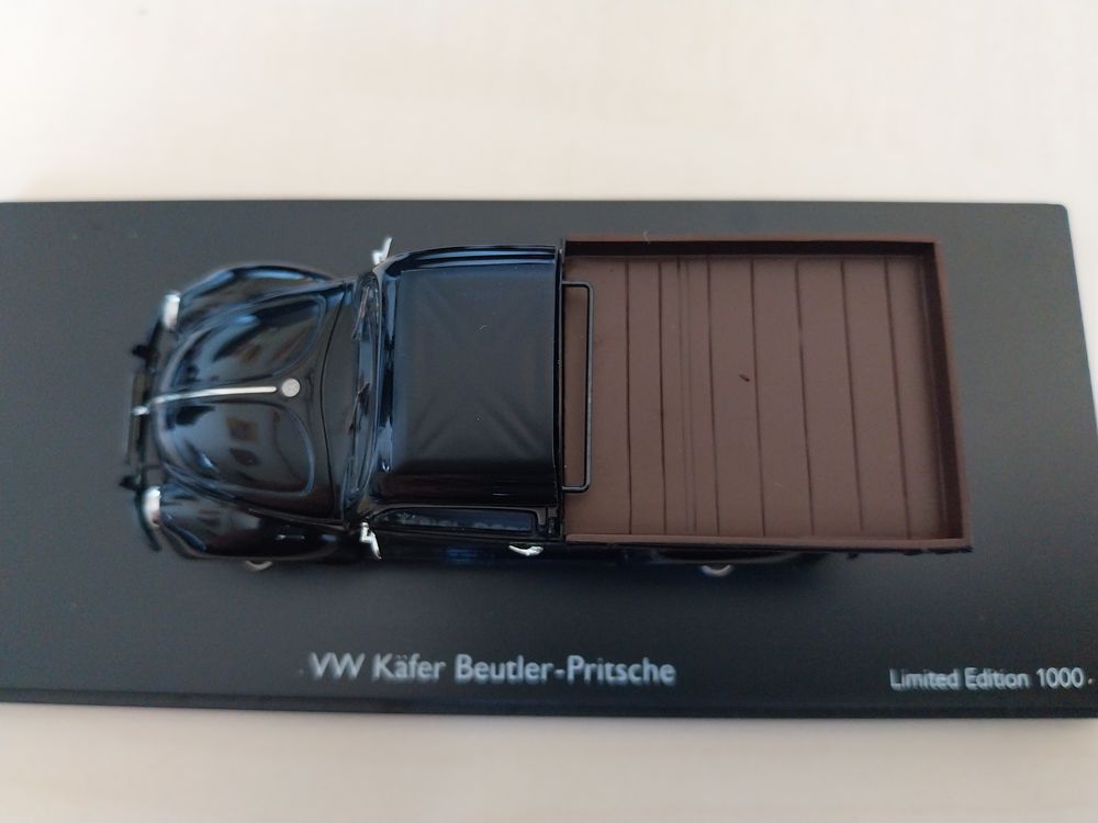 Volkswagen VW Kafer Pritsche voiture en r&eacute;sine Schuco 1/43 