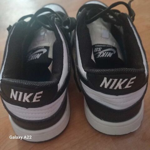 Vendre chaussure Nike pointure 39. comme neuf port� une fois Reichstett (67)
