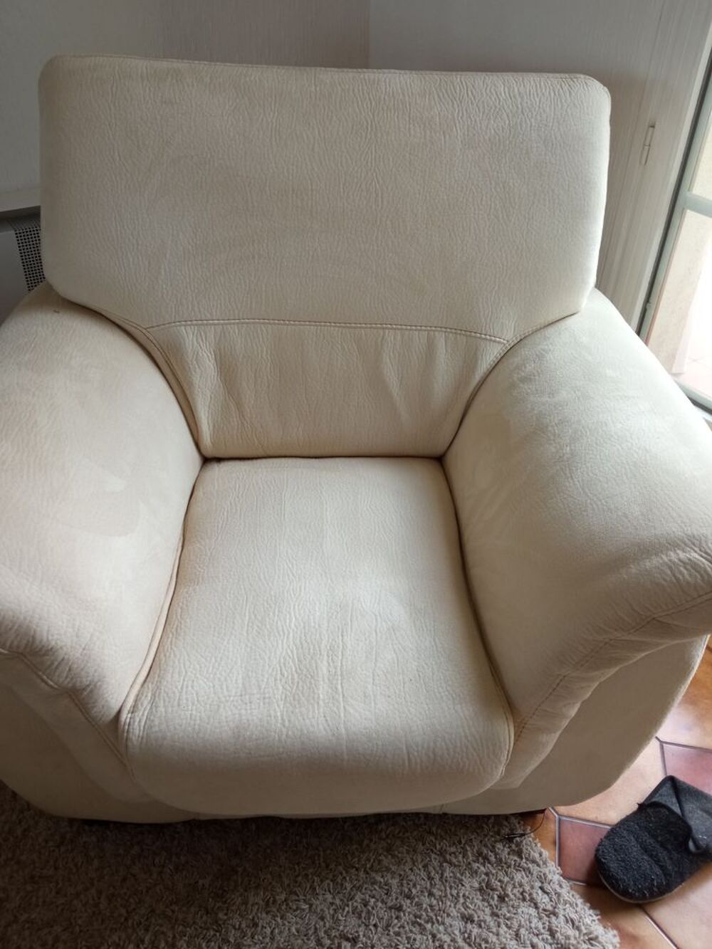 Salon en tissu su&eacute;dine beige Meubles