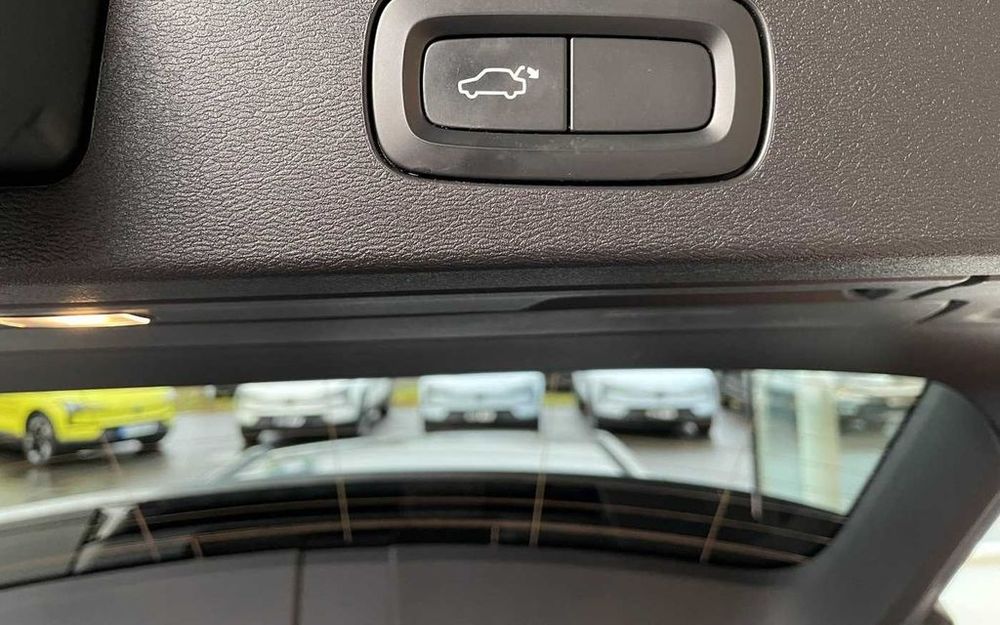 V60 T5 AWD 250 ch Geartronic 8 R-Design 2020 occasion 69007 Lyon