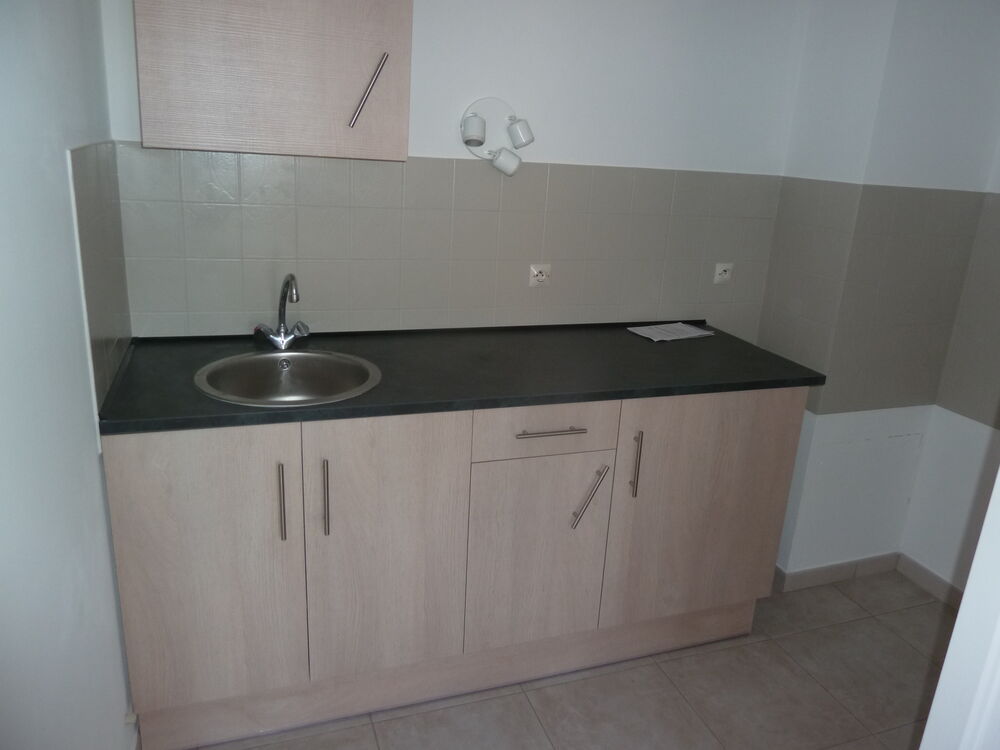 Location Appartement Appartement 45 m² T2 Alès