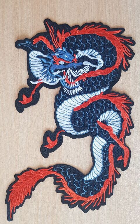 cusson brod patch dragon xl 34x20 cm noir bleu rouge blanc 8 Mauguio (34)