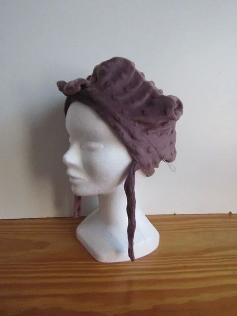 Chapeau bonnet bébé .
Pour bébé de 6/12 mois 47 cm.
Saran (45)
