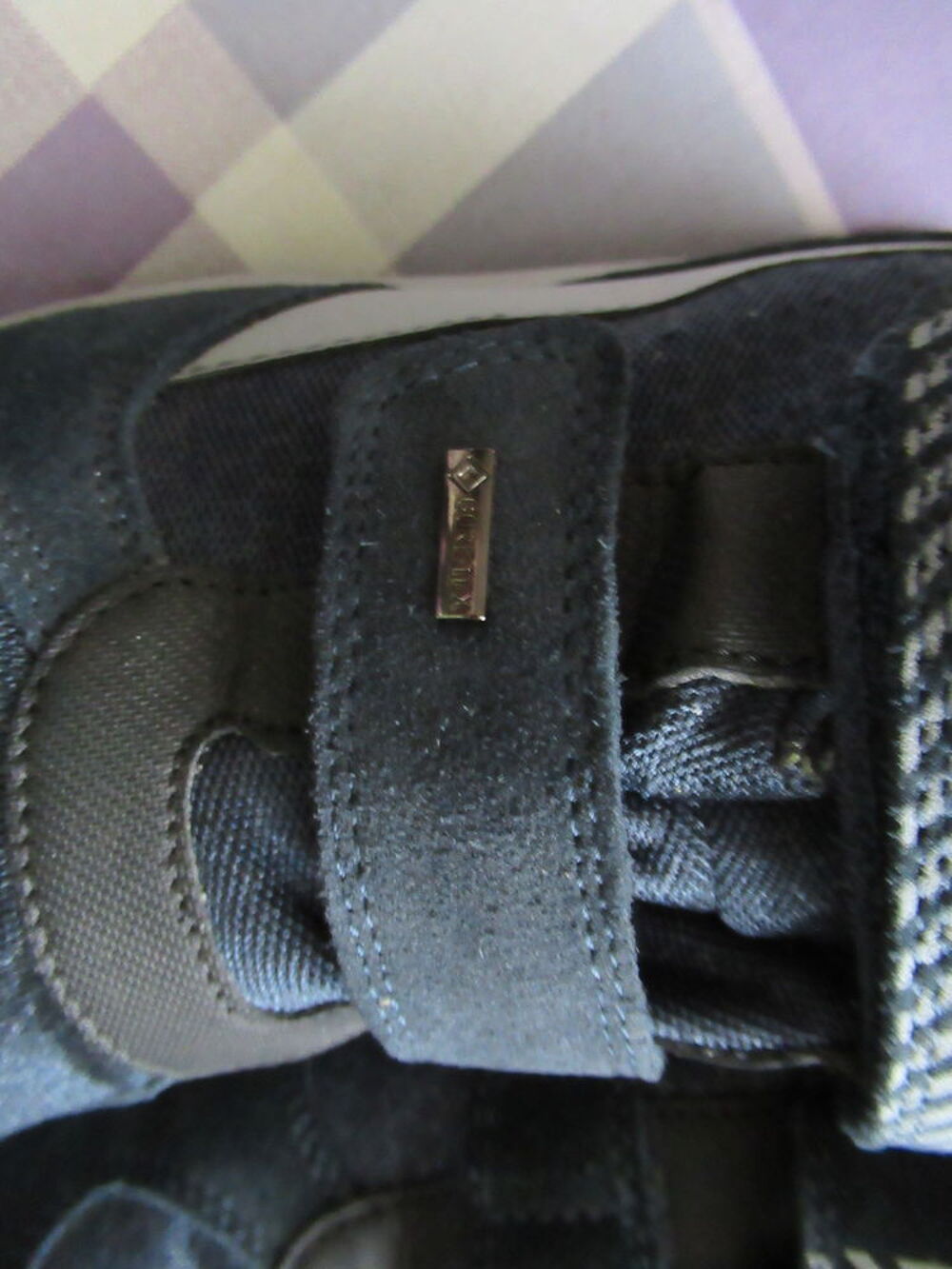 Chaussures Baskets Primigi Goretex pointure 39 Chaussures