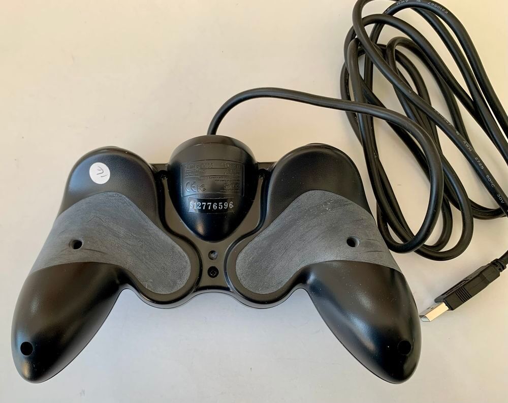 Game pad manette de jeu pour PC Consoles et jeux vidéos