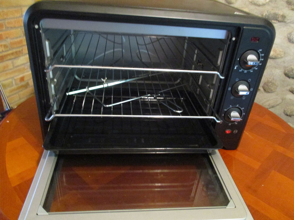 FOUR MOULINEX Electroménager