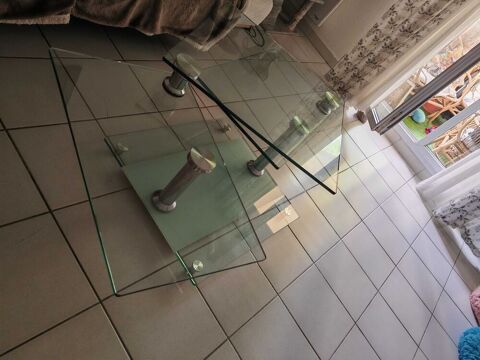 Table basse chateau d'ax 3 plateaux dont 2 pivotant 100 Béziers (34)