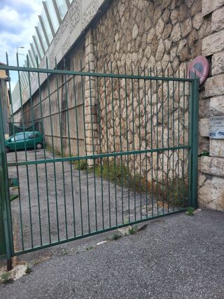  Parking / Garage  vendre 12 m