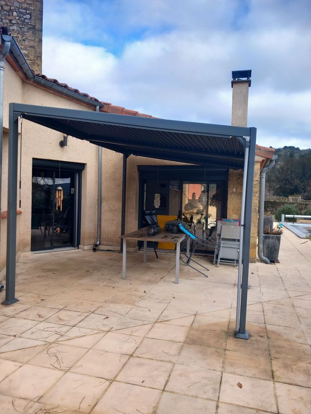 Pergola avec moustiquaire &eacute;tat presque neuf Meubles