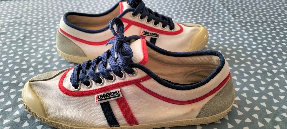 BASKETS KAWASAKI TAILLE 40 Chaussures