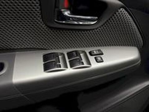 Hilux 3.0 D-4D Invincible Double Cabine 4WD BVA 2013 occasion 33520 Bruges