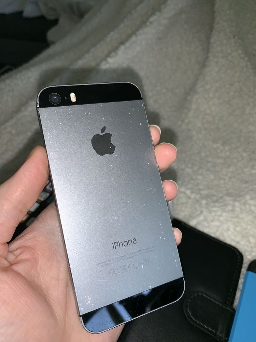 Iphone 5s noir et gris 32go Téléphones et tablettes