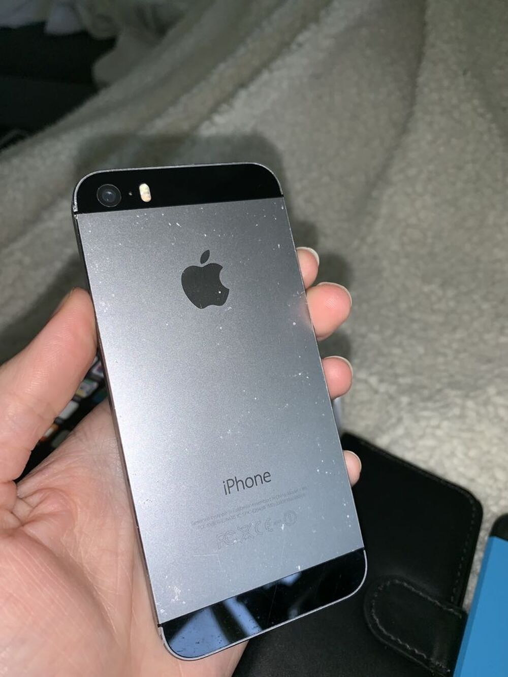 Iphone 5s noir et gris 32go Tlphones et tablettes