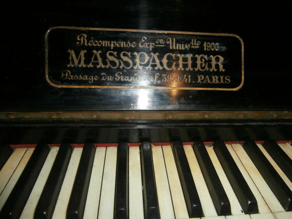 PIANO MASSPACHER A RENOVER Instruments de musique