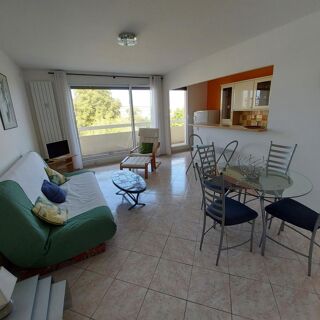  Appartement à louer 2 pièces 52 m²