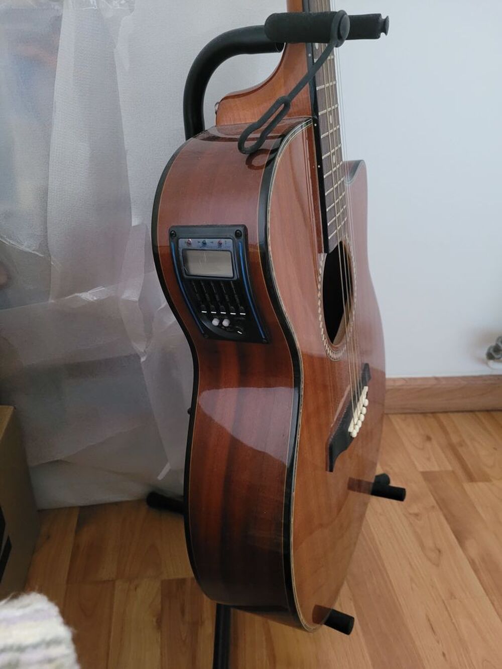 Guitare &eacute;lectro-acoustique Instruments de musique