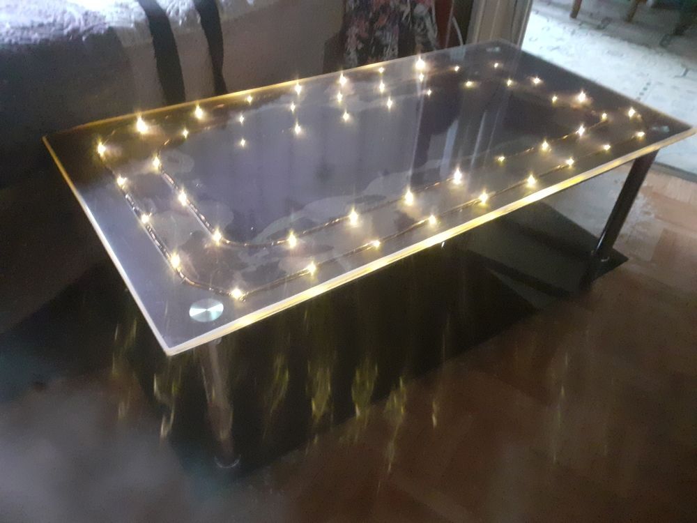table basse (2 plans) ,avec lumi&egrave;re Led int&eacute;gr&eacute;e Meubles