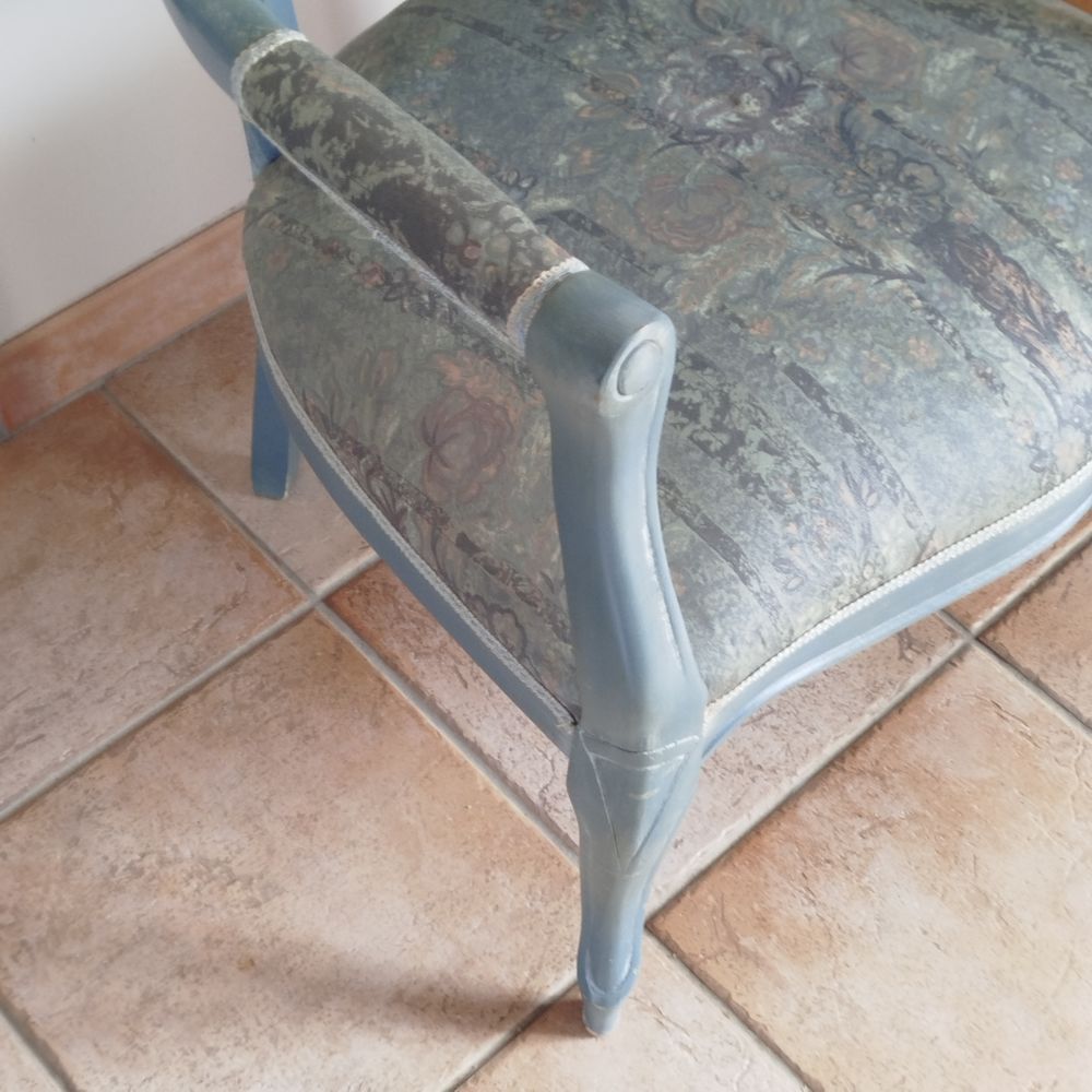 Tr&egrave;s joli fauteuil Voltaire Meubles