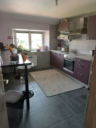  Appartement à louer 5 pièces 90 m²