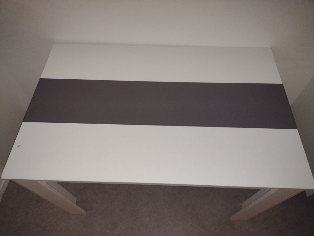 Table a manger Meubles