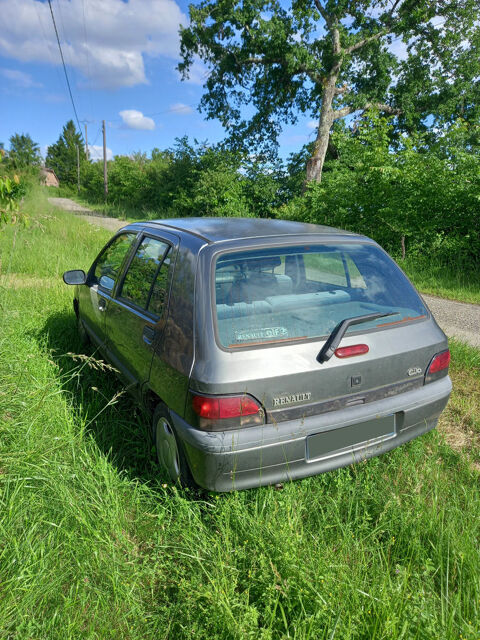 Renault clio 1.4i Fidji