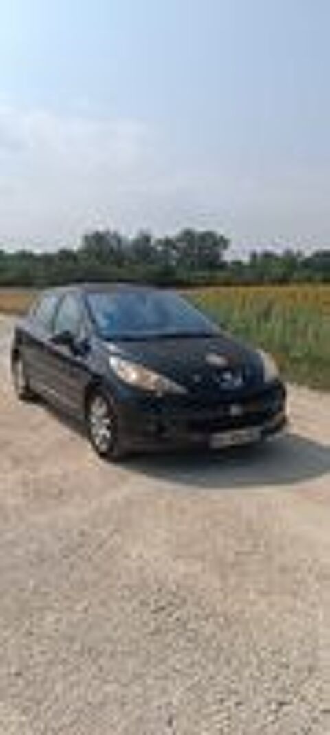 207 1.6 HDi 110ch FAP BLUE LION Premium 2007 occasion 26200 Mont&eacute;limar