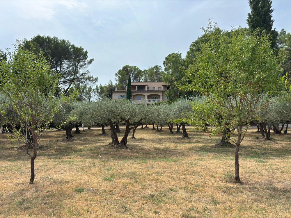 Vente Villa Propriété exceptionnelle avec 2 bastides sur 24 ha. Salernes