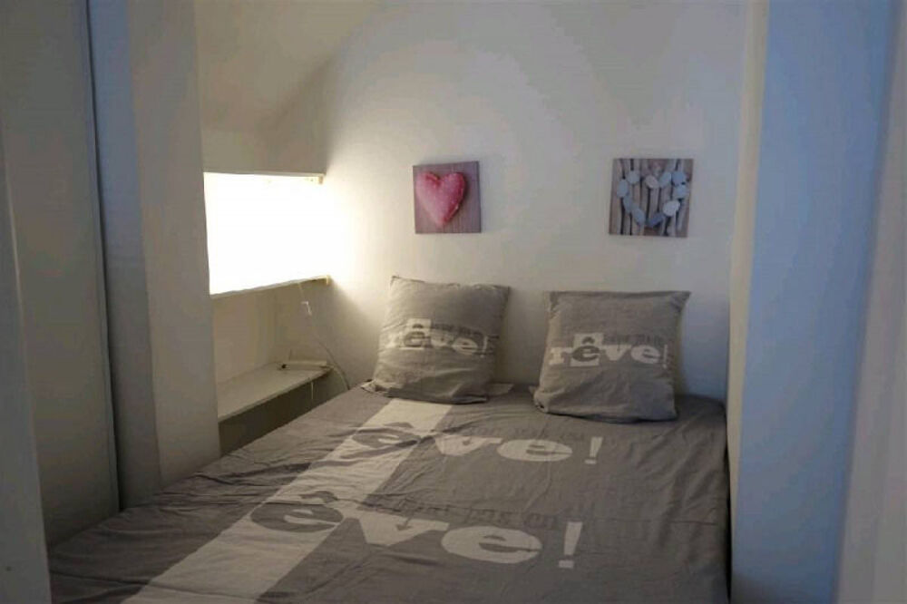 Location Appartement 22 m² meublé, état impeccable, séjour avec cuisine équipée Dammartin-en-goële