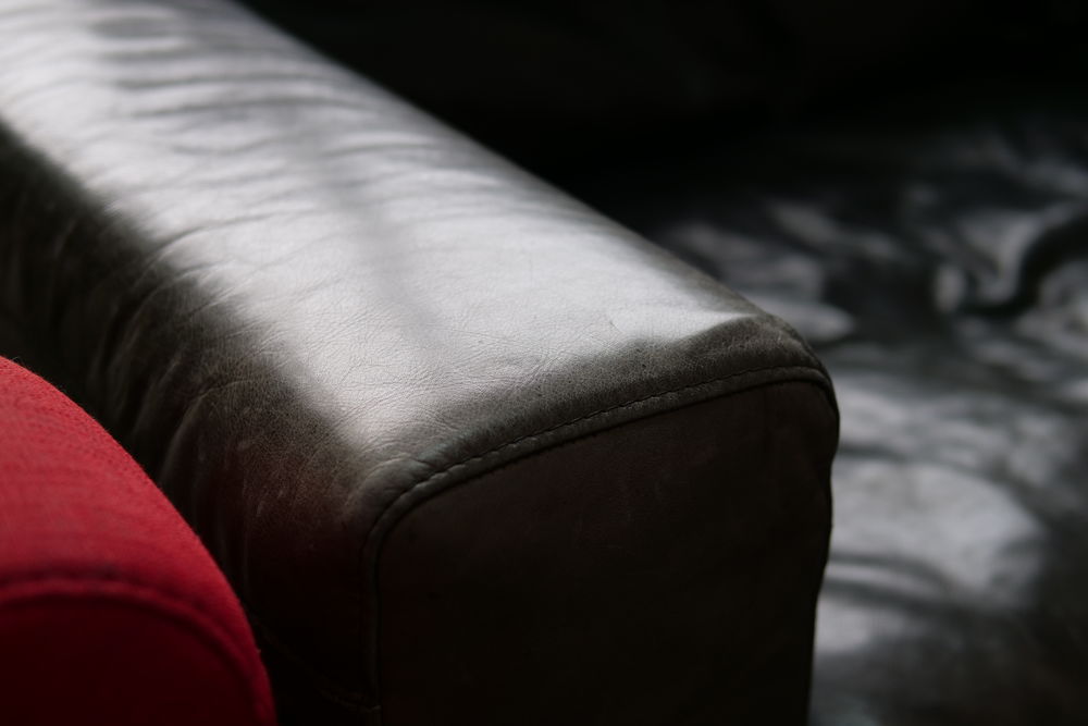 Canap&eacute; cuir noir Natuzzi ? 2 places ? bon &eacute;tat Meubles
